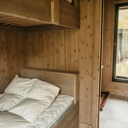 Nydelig Moderne Pa Kikut Med Hoy Standard - 4 Senger 6 Gjester Vakantiehuis *