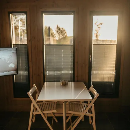 別荘 Nydelig Moderne Pa Kikut Med Hoy Standard - 4 Senger 6 Gjester ヤイロ